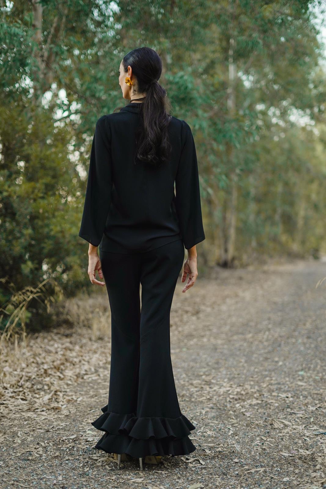 Blusa de Invitada en Gasa Negra con Lazada ILUSIÓN