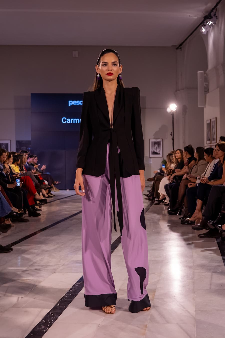 Pantalón invitada malva de tejido GGT