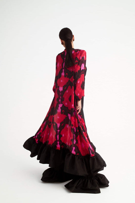 Abrigos y capas para invitada de invierno: estilo, calidez y sofisticación