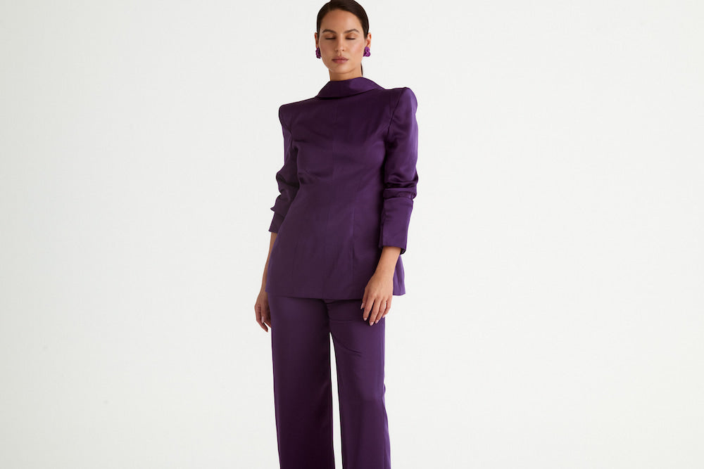 Pantalón recto traje morado de satén