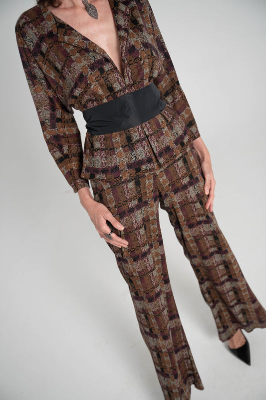 Pantalón estampado Tierra