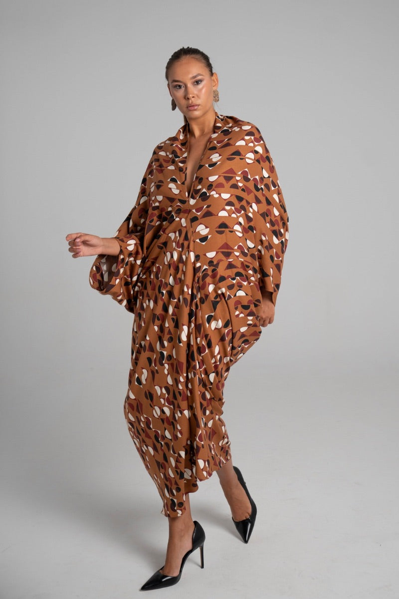 Vestido estampado geométrico Camel
