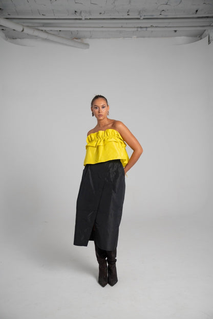 Falda midi Negra