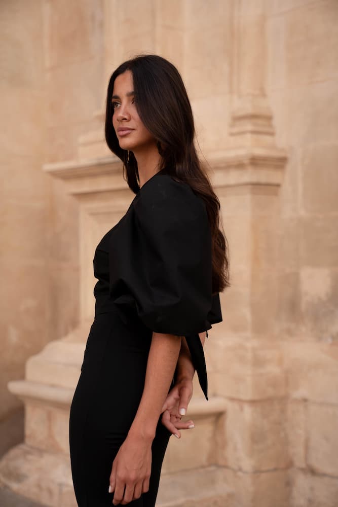 Blusa anudada Carmela Liso Negro