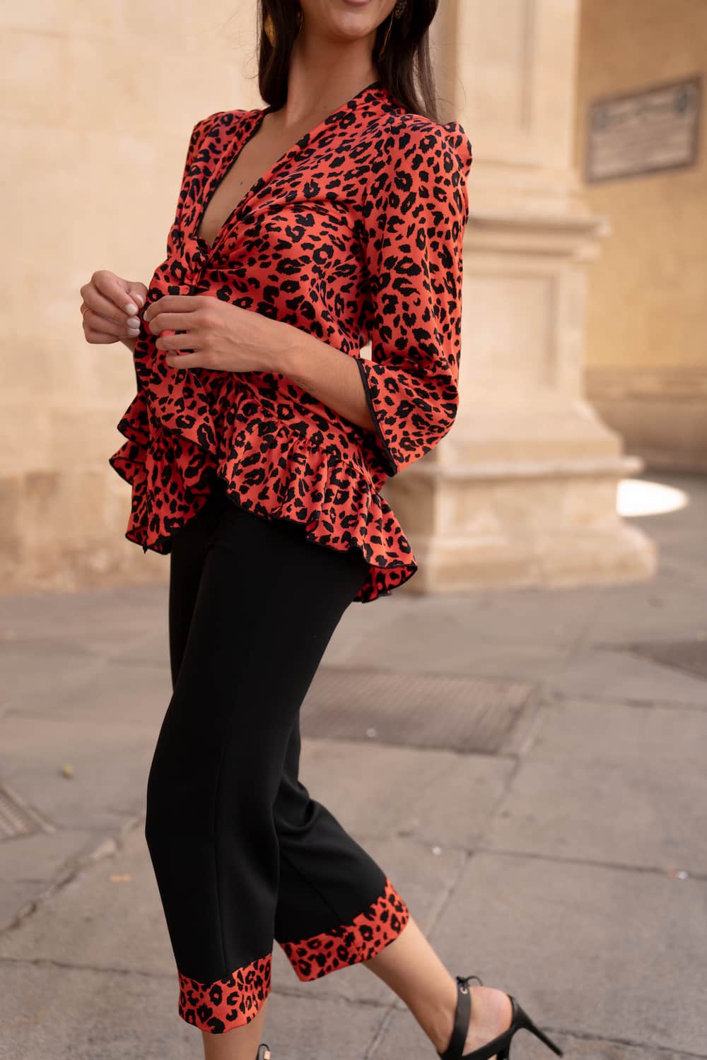 Chaqueta/blusa invitada animal print colección summer’25