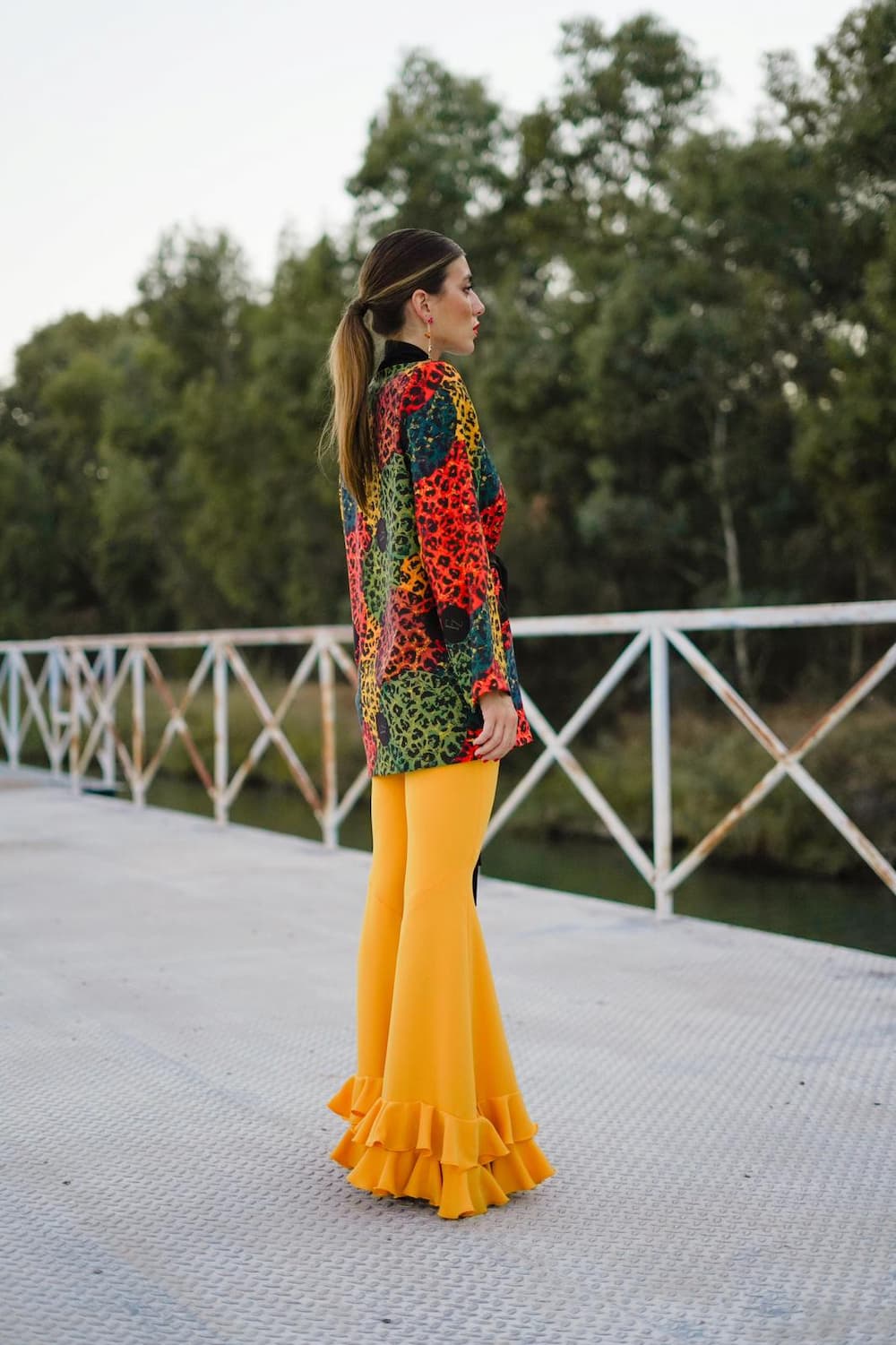 Pantalón volantes de invitada Albero
