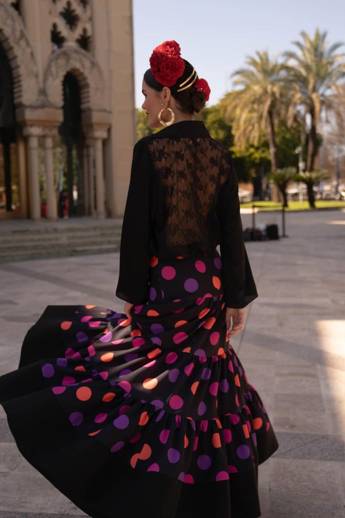 falda de invitada flamenca
