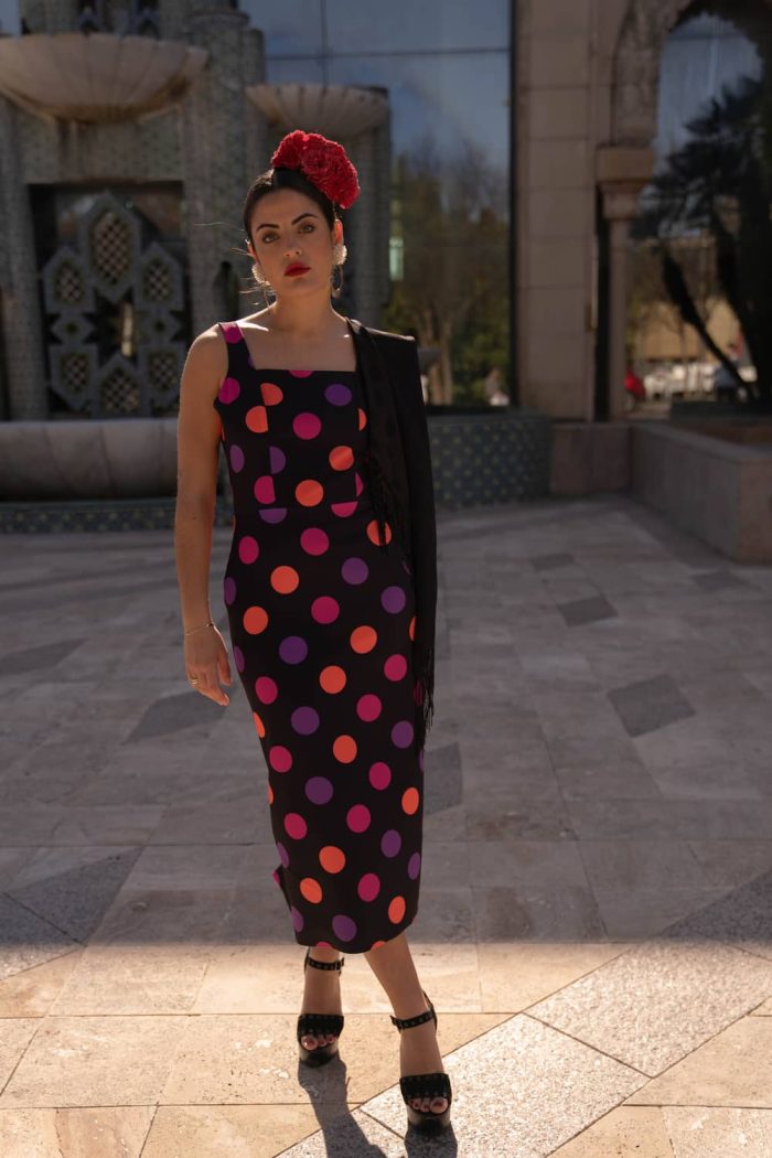 vestido invitada midi lunares