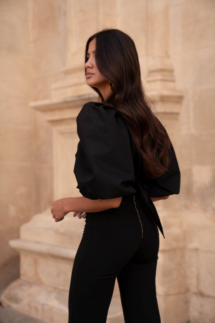 pantalón invitada negro y coral