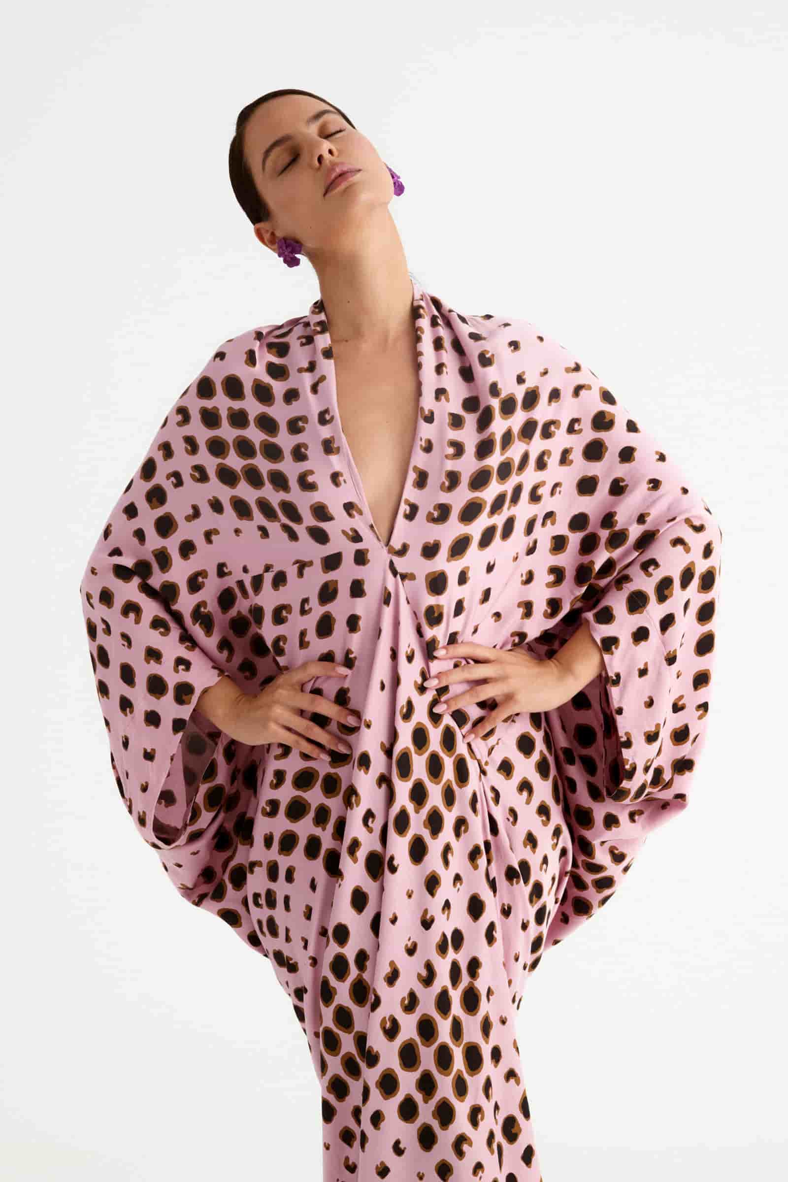 invitada otoño rosa nude