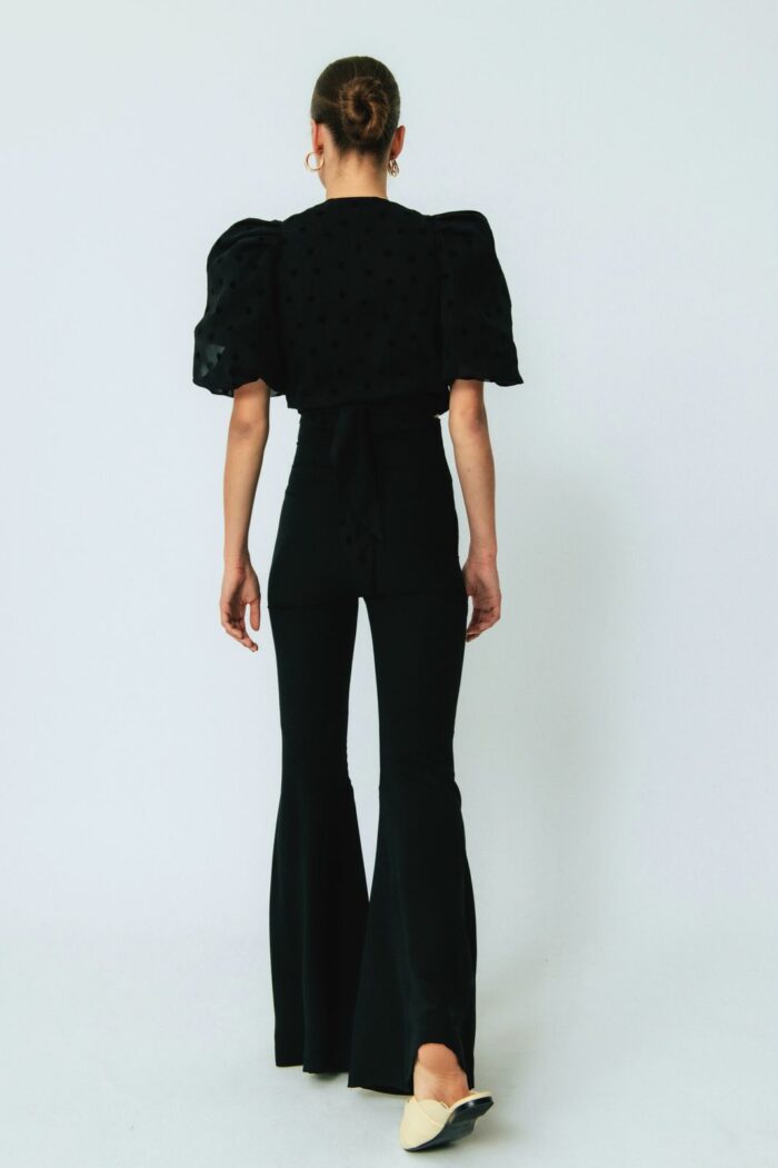 pantalón invitada negro ancho